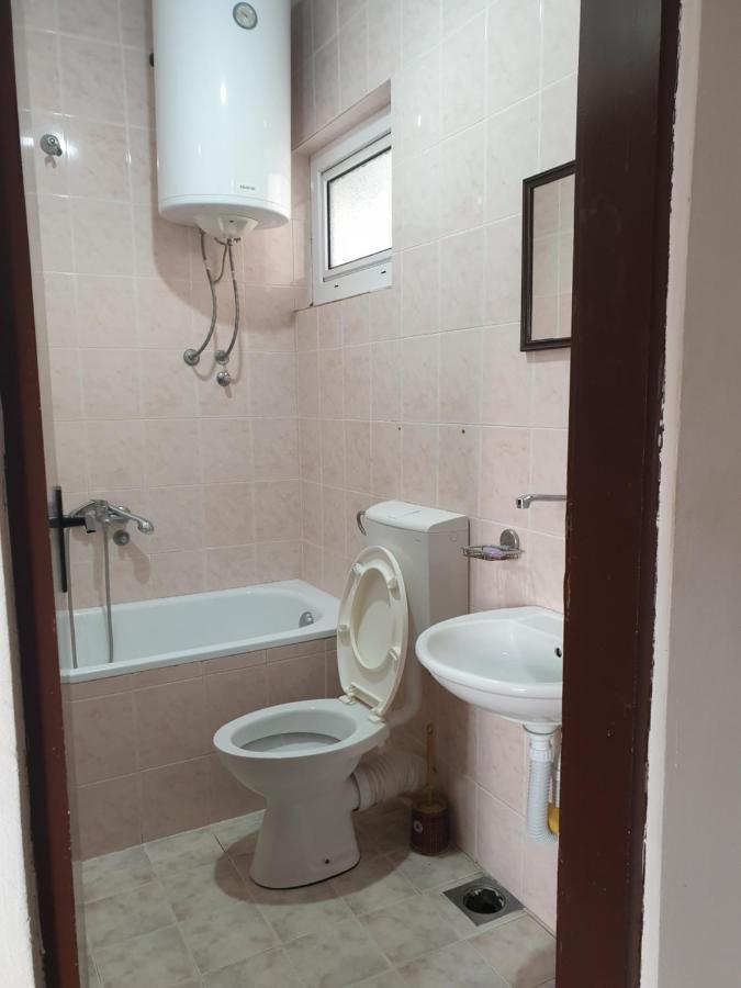 Apartments Regina Сутоморе Екстериор снимка